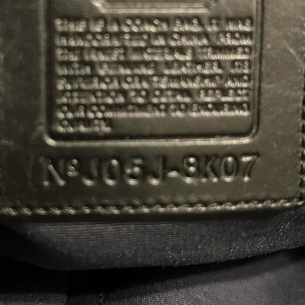 Coach - Picture 6 of 10